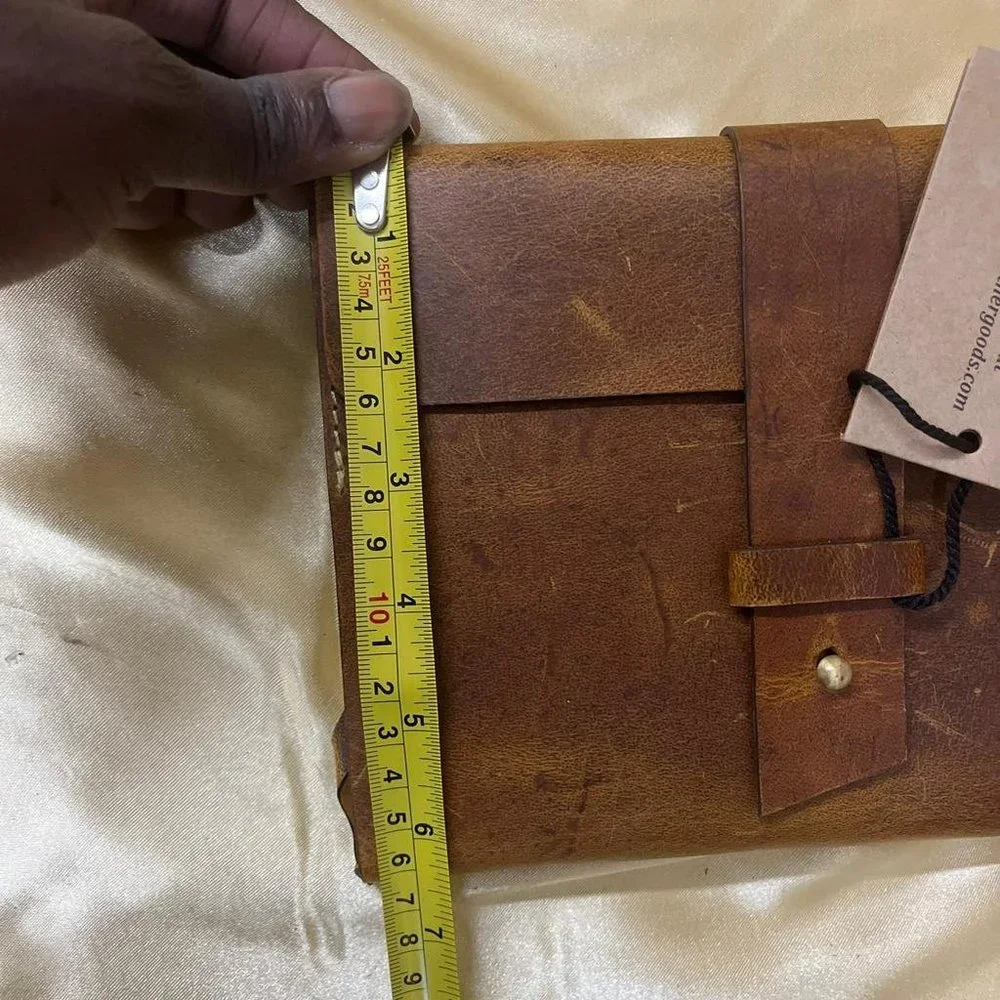 NWT Aaron Leather Goods 1pc bag